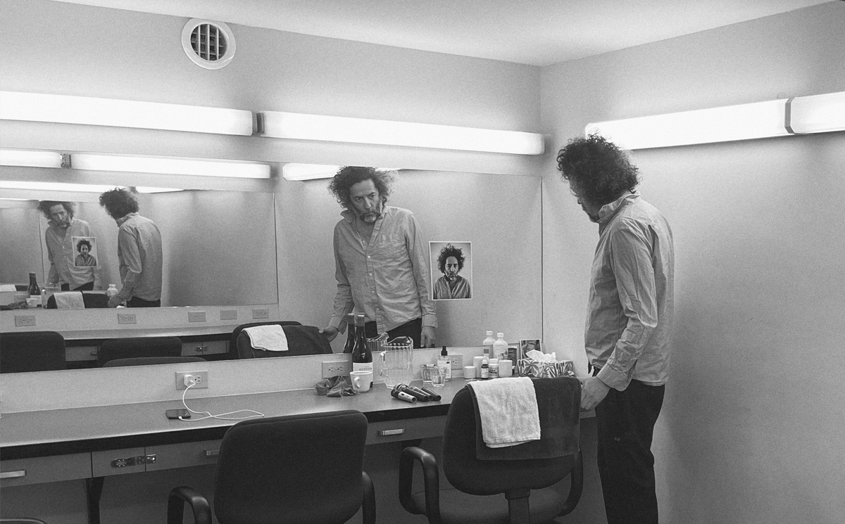 Destroyer looks at himself in a mirror.